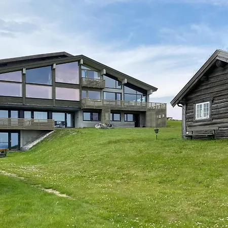 In With House A Mountain View